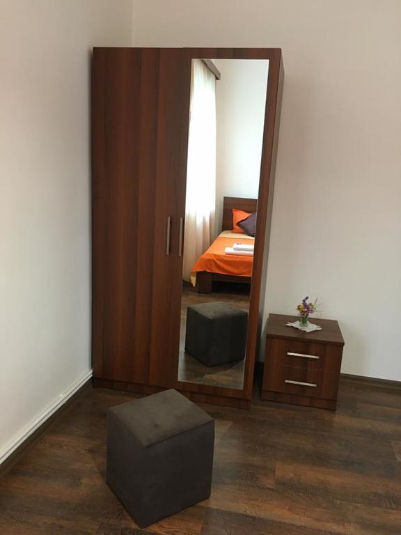 Family & Friends Guest House Dilijan Eksteriør bilde